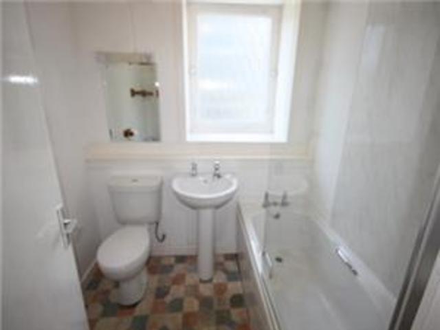  Image of 4 bedroom Flat to rent in Abbotswell Drive Aberdeen AB12 at Kincorth Aberdeen Aberdeen, AB12 5QN