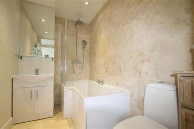  Image of 3 bedroom Detached house to rent in Penny Lane Emsworth PO10 at Emsworth, PO10 8HE