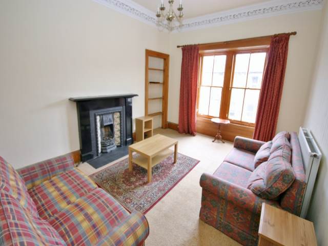  Image of 2 bedroom Flat to rent in Montague Street Edinburgh EH8 at Newington Edinburgh Edinburgh, EH8 9QU