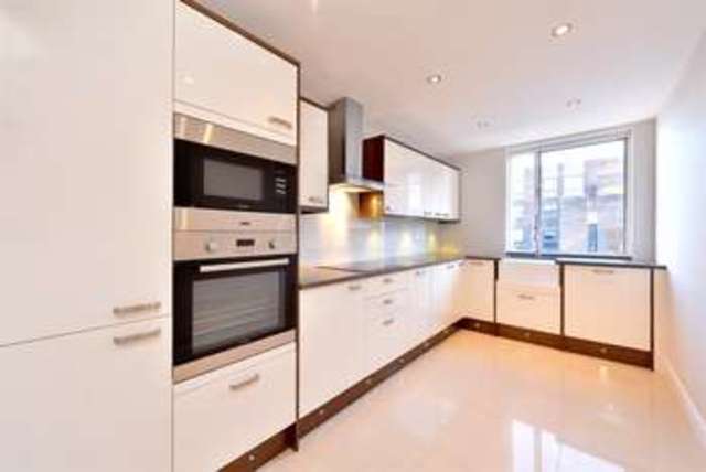  Image of 2 bedroom Flat to rent in Wandsworth Road London SW8 at Vauxhall London Wandsworth Road, SW8 2JU