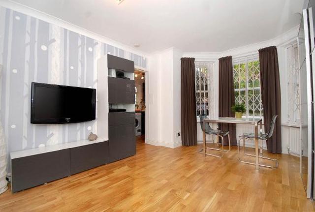  Image of Flat to rent in Fellows Road London NW3 at Swiss Cottage  Camden, NW3 3JH