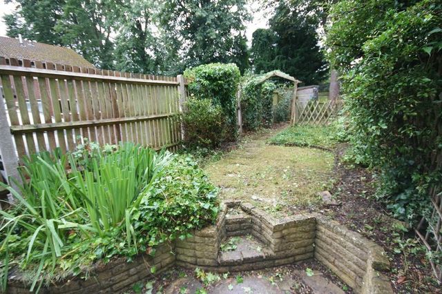  Image of 2 bedroom Terraced house to rent in Hermitage Road Abingdon OX14 at Hermitage Road  Abingdon, OX14 5RN