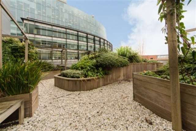  Image of 2 bedroom Flat to rent in Hermitage Street London W2 at London, W2 1PW