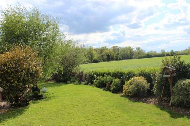  Image of 4 bedroom Detached house for sale in Chazey Heath Mapledurham Reading RG4 at Chazey Heath Mapledurham, RG4 7UF