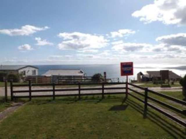  Image of 2 bedroom Bungalow for sale in Freathy Freathy Millbrook Torpoint PL10 at Millbrook Torpoint Freathy, PL10 1JN