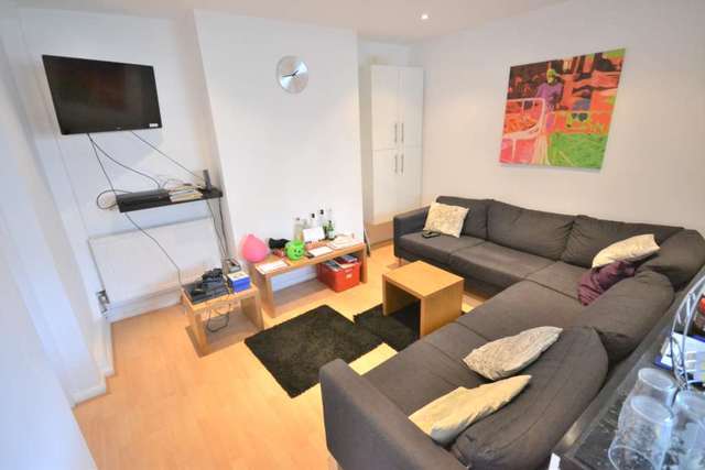  Image of 1 bedroom House Share to rent in Montague Street Caversham Reading RG4 at Montague Street Caversham Reading, RG4 5AU