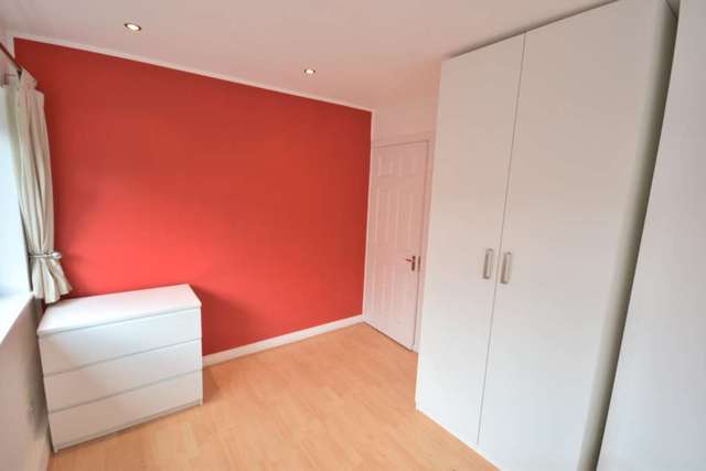  Image of 1 bedroom House Share to rent in Montague Street Caversham Reading RG4 at Montague Street Caversham Reading, RG4 5AU