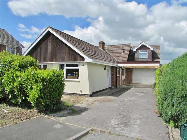  Image of 4 bedroom Detached house for sale in Paddock Close Wantage OX12 at Wantage, OX12 7EQ