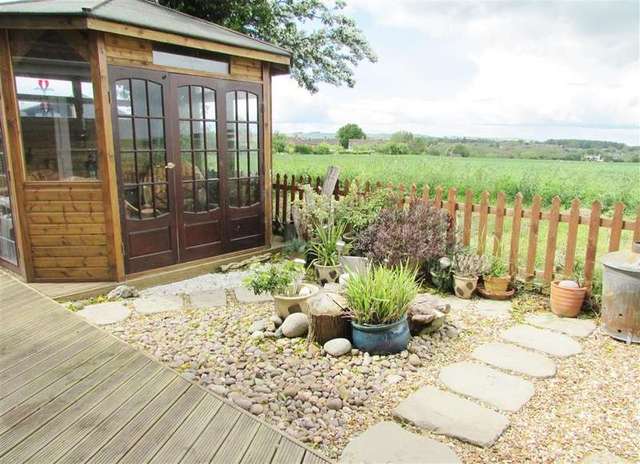  Image of 4 bedroom Detached house for sale in Paddock Close Wantage OX12 at Wantage, OX12 7EQ