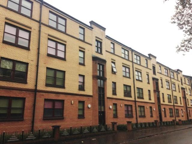  Image of 2 bedroom Flat to rent in Otago Street Glasgow G12 at Hillhead Glasgow Glasgow, G12 8PQ