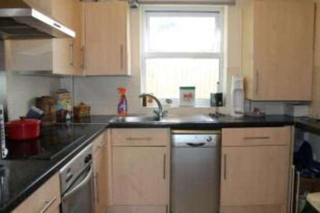  Image of 2 bedroom Flat for sale in Kenilworth Road Leamington Spa CV32 at 18 Kenilworth Road Leamington Spa Royal Leamington Spa, CV32 6JB