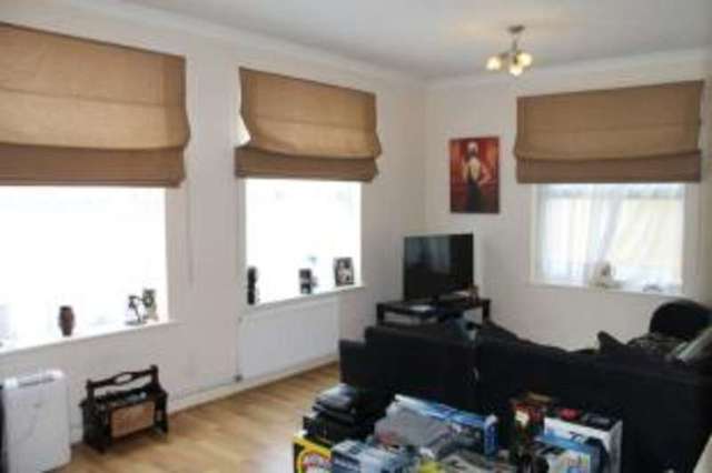  Image of 2 bedroom Flat for sale in Kenilworth Road Leamington Spa CV32 at 18 Kenilworth Road Leamington Spa Royal Leamington Spa, CV32 6JB
