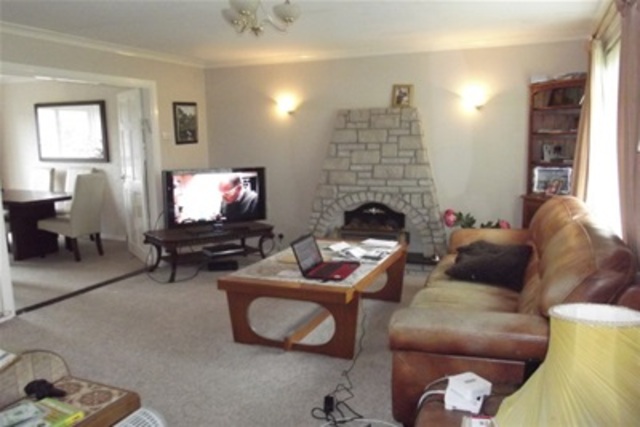  Image of 3 bedroom Semi-Detached house to rent in Abercorn Road Newton Mearns Glasgow G77 at Newton Mearns East Renfrewshire East Renfrewshire, G77 6NA