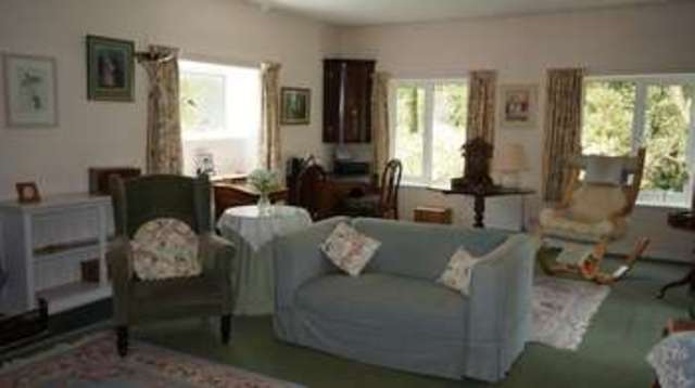  Image of 3 bedroom Detached house for sale in Looe PL13 at Looe, PL13 1PW