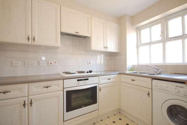  Image of 2 bedroom Apartment to rent in Elderfield Place London SW17 at Elderfield Place Tooting Bec - Heritage Park London, SW17 6EA