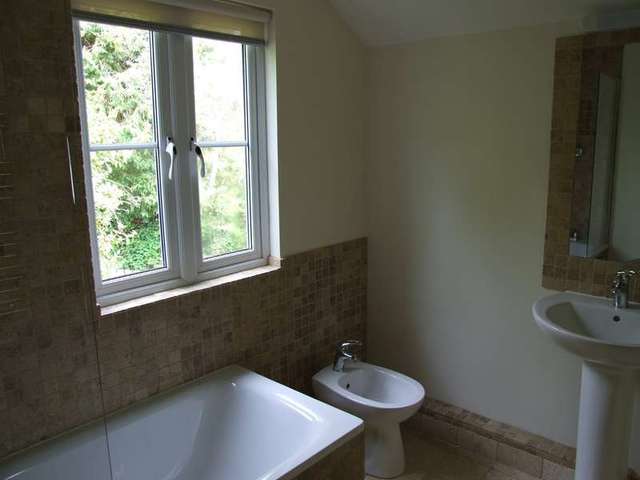  Image of 3 bedroom Cottage to rent in Ponsworthy Ponsworthy Newton Abbot TQ13 at Ponsworthy Ashburton Ponsworthy, TQ13 7PH