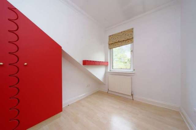  Image of 3 bedroom Cottage for sale in Neilston Road Paisley PA2 at Paisley, PA2 6PY