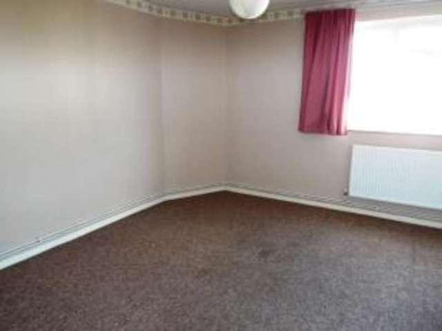  Image of 2 bedroom Flat for sale in Skinner Street Gillingham ME7 at Skinner Street Gillingham Gillingham, ME7 1LH