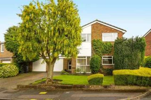  Image of 4 bedroom Detached house for sale in Witan Way Wantage OX12 at Witan Way  Wantage, OX12 9EU