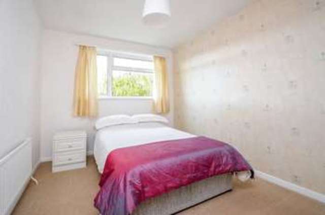  Image of 4 bedroom Detached house for sale in Witan Way Wantage OX12 at Witan Way  Wantage, OX12 9EU
