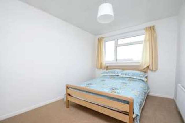  Image of 4 bedroom Detached house for sale in Witan Way Wantage OX12 at Witan Way  Wantage, OX12 9EU