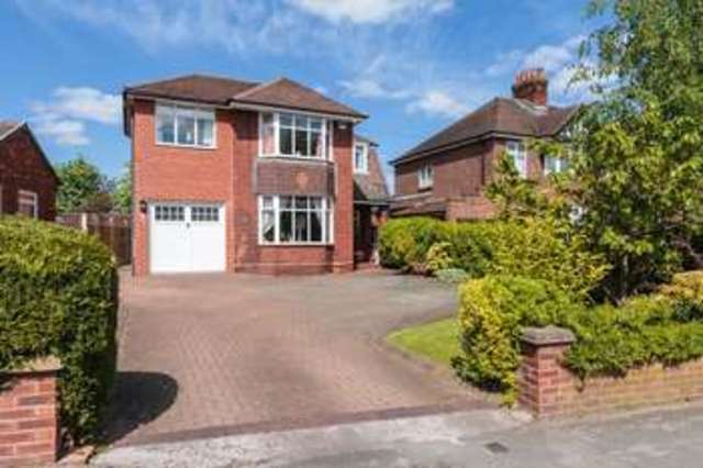  Image of 4 bedroom Detached house for sale in Runcorn Road Barnton Northwich CW8 at Runcorn Road Barnton Northwich, CW8 4JB