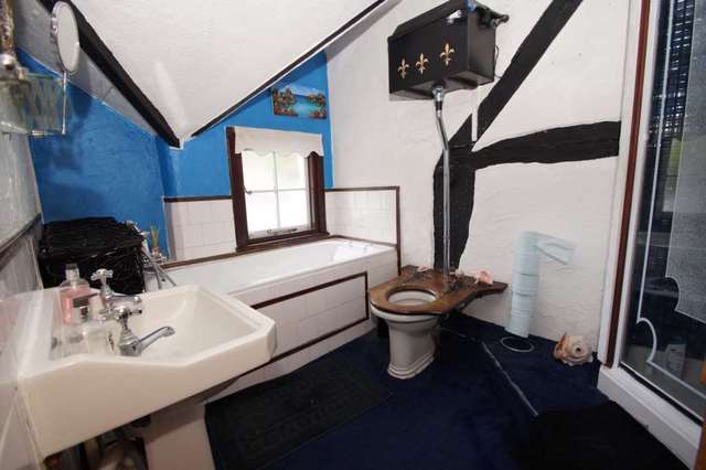  Image of 1 bedroom Terraced house for sale in London Road Hemel Hempstead HP1 at Bourne End Cottages London Road Hemel Hempstead, HP1 2RH