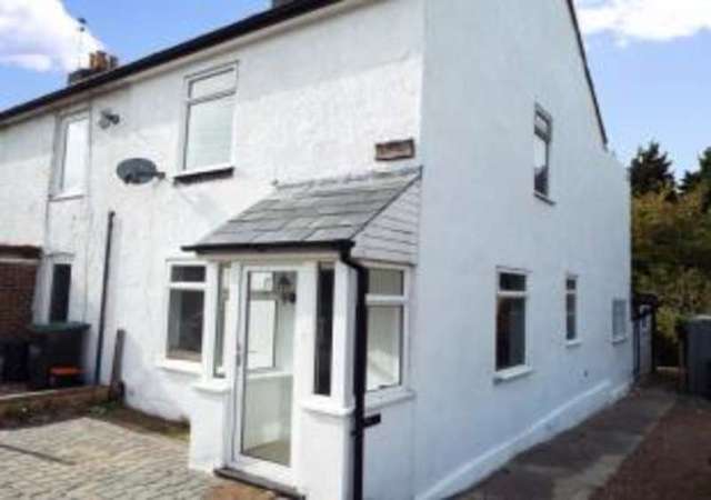  Image of 3 bedroom End of Terrace for sale in Old Watling Street Rochester ME2 at Old Watling Street Rochester Strood, ME2 3UG