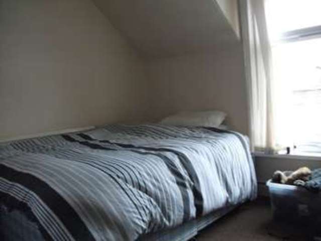  Image of 2 bedroom Flat to rent in Narborough Road Leicester LE3 at Narborough Road Leicester, LE3 0BR