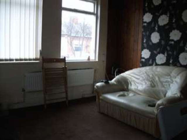  Image of 2 bedroom Flat to rent in Narborough Road Leicester LE3 at Narborough Road Leicester, LE3 0BR