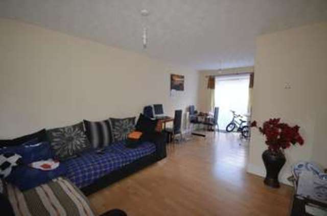  Image of 3 bedroom Semi-Detached house to rent in Trefoil Close Hamilton Leicester LE5 at Trefoil Close  Leicester, LE5 1TF