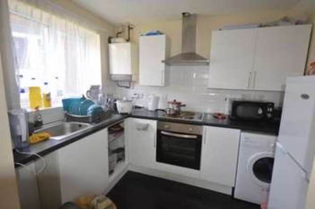  Image of 3 bedroom Semi-Detached house to rent in Trefoil Close Hamilton Leicester LE5 at Trefoil Close  Leicester, LE5 1TF