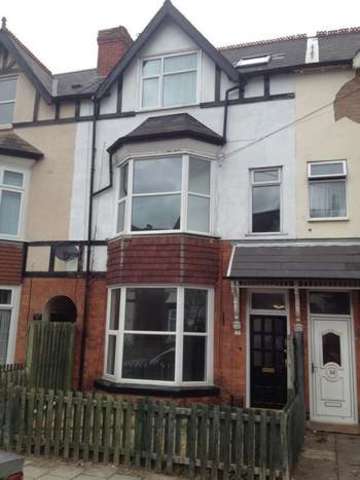  Image of 2 bedroom Flat to rent in Alexander Road Acocks Green Birmingham B27 at Alexander Road  Birmingham, B27 6HE