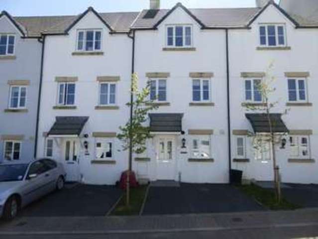  Image of 3 bedroom Terraced house for sale in Austen Close Par PL24 at Austen Close  Par, PL24 2FH