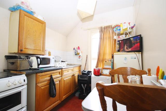  Image of 6 bedroom Detached house for sale in Avon Road London SE4 at London, SE4 1QQ