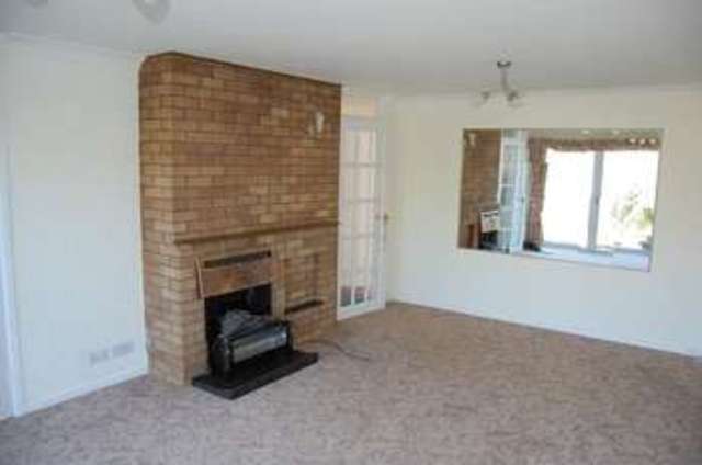  Image of 2 bedroom Bungalow to rent in Barclay Close Albrighton Wolverhampton WV7 at Barclay Close Albrighton Wolverhampton, WV7 3PX