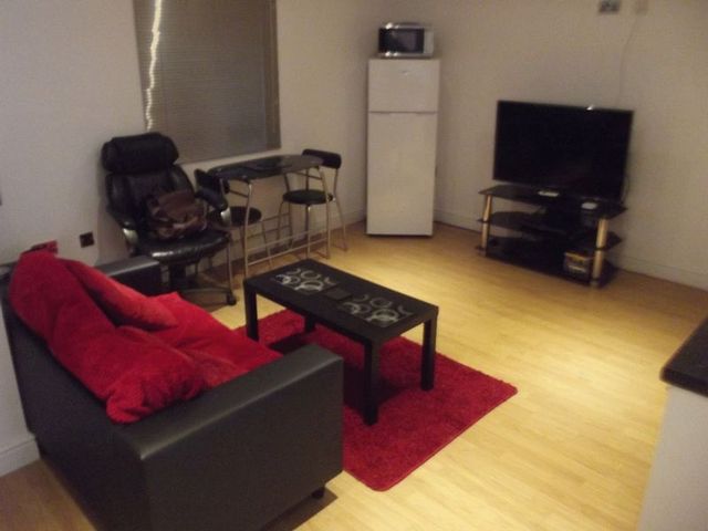 Image of 1 bedroom Flat to rent in York Road Leicester LE1 at York Road  Leicester, LE1 5TT