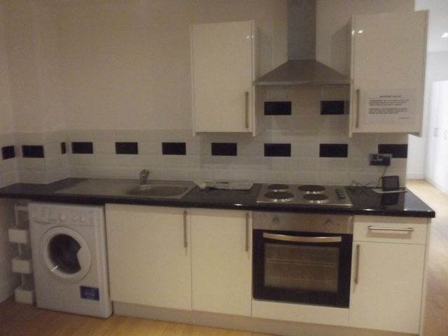  Image of 1 bedroom Flat to rent in York Road Leicester LE1 at York Road  Leicester, LE1 5TT