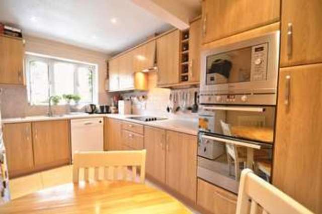  Image of 4 bedroom Semi-Detached house for sale in Bridus Mead Blewbury Didcot OX11 at Bridus Mead Blewbury Didcot, OX11 9PJ
