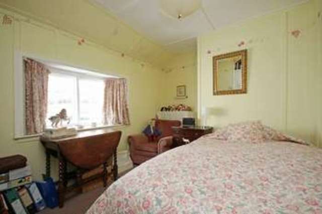  Image of 3 bedroom Cottage for sale in Broadhempston Totnes TQ9 at Broadhempston Totnes, TQ9 6BD