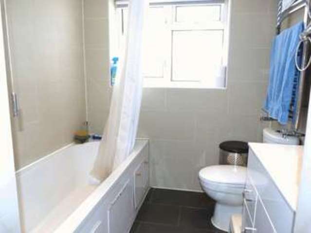  Image of 1 bedroom Flat for sale in William Road Caterham CR3 at William Road  Caterham, CR3 5NN