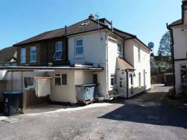  Image of 1 bedroom Flat for sale in William Road Caterham CR3 at William Road  Caterham, CR3 5NN