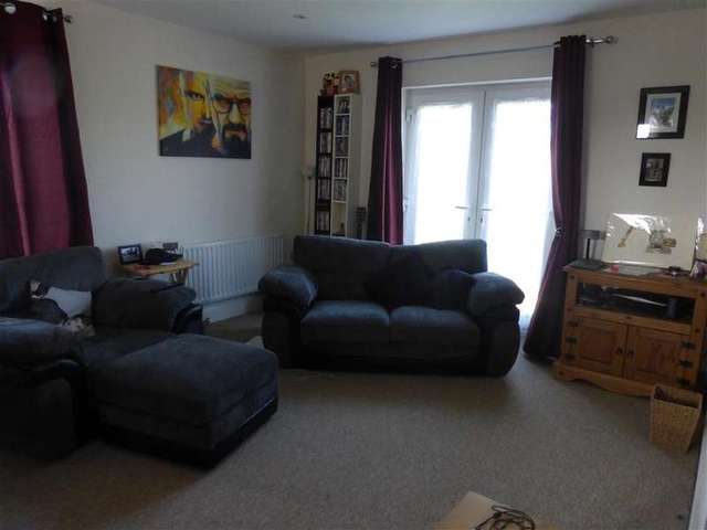  Image of 2 bedroom Flat for sale in Chalton Lane Clanfield Waterlooville PO8 at Clanfield Waterlooville Waterlooville, PO8 0PP
