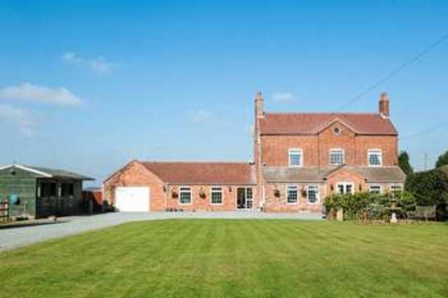  Image of 5 bedroom Detached house for sale in Newport Road Albrighton Wolverhampton WV7 at Newport Road Albrighton WOLVERHAMPTON, WV7 3ET