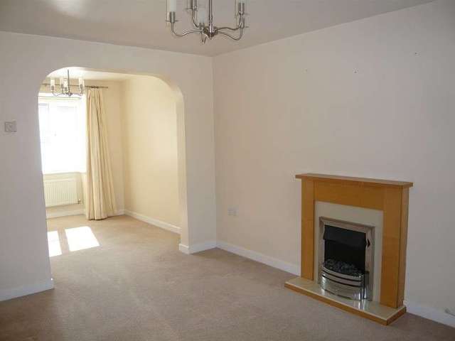  Image of 3 bedroom Detached house for sale in Clos Tyn Y Coed Sarn Bridgend CF32 at Clos Tyn Y Coed  Sarn, CF32 9NQ