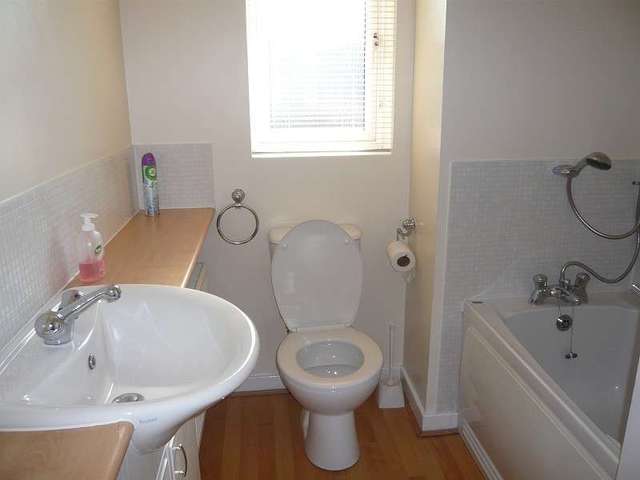  Image of 3 bedroom Detached house for sale in Clos Tyn Y Coed Sarn Bridgend CF32 at Clos Tyn Y Coed  Sarn, CF32 9NQ