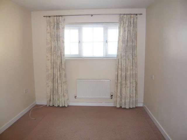  Image of 3 bedroom Detached house for sale in Clos Tyn Y Coed Sarn Bridgend CF32 at Clos Tyn Y Coed  Sarn, CF32 9NQ