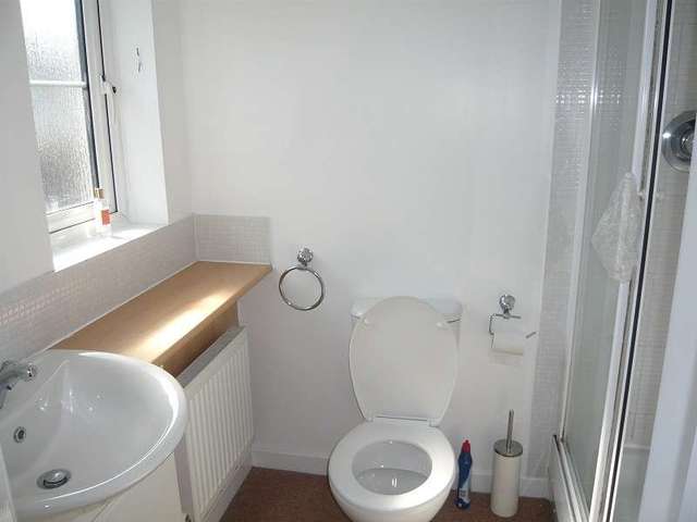  Image of 3 bedroom Detached house for sale in Clos Tyn Y Coed Sarn Bridgend CF32 at Clos Tyn Y Coed  Sarn, CF32 9NQ