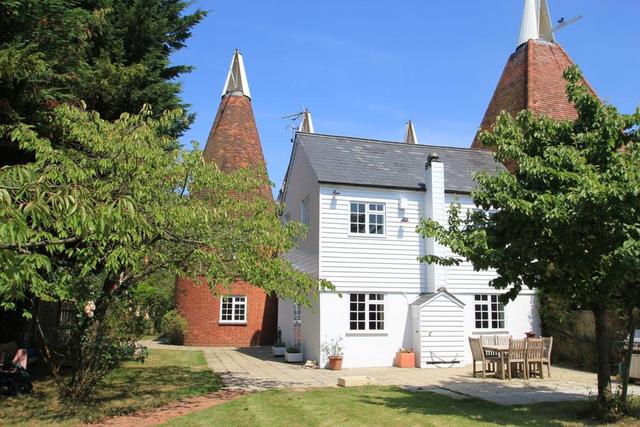  Image of 5 bedroom Semi-Detached house for sale in Cranbrook Road Frittenden Cranbrook TN17 at Frittenden  Cranbrook, TN17 2BT