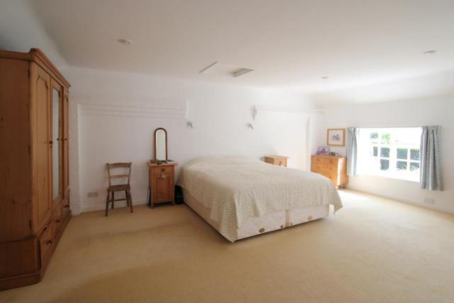  Image of 5 bedroom Semi-Detached house for sale in Cranbrook Road Frittenden Cranbrook TN17 at Frittenden  Cranbrook, TN17 2BT